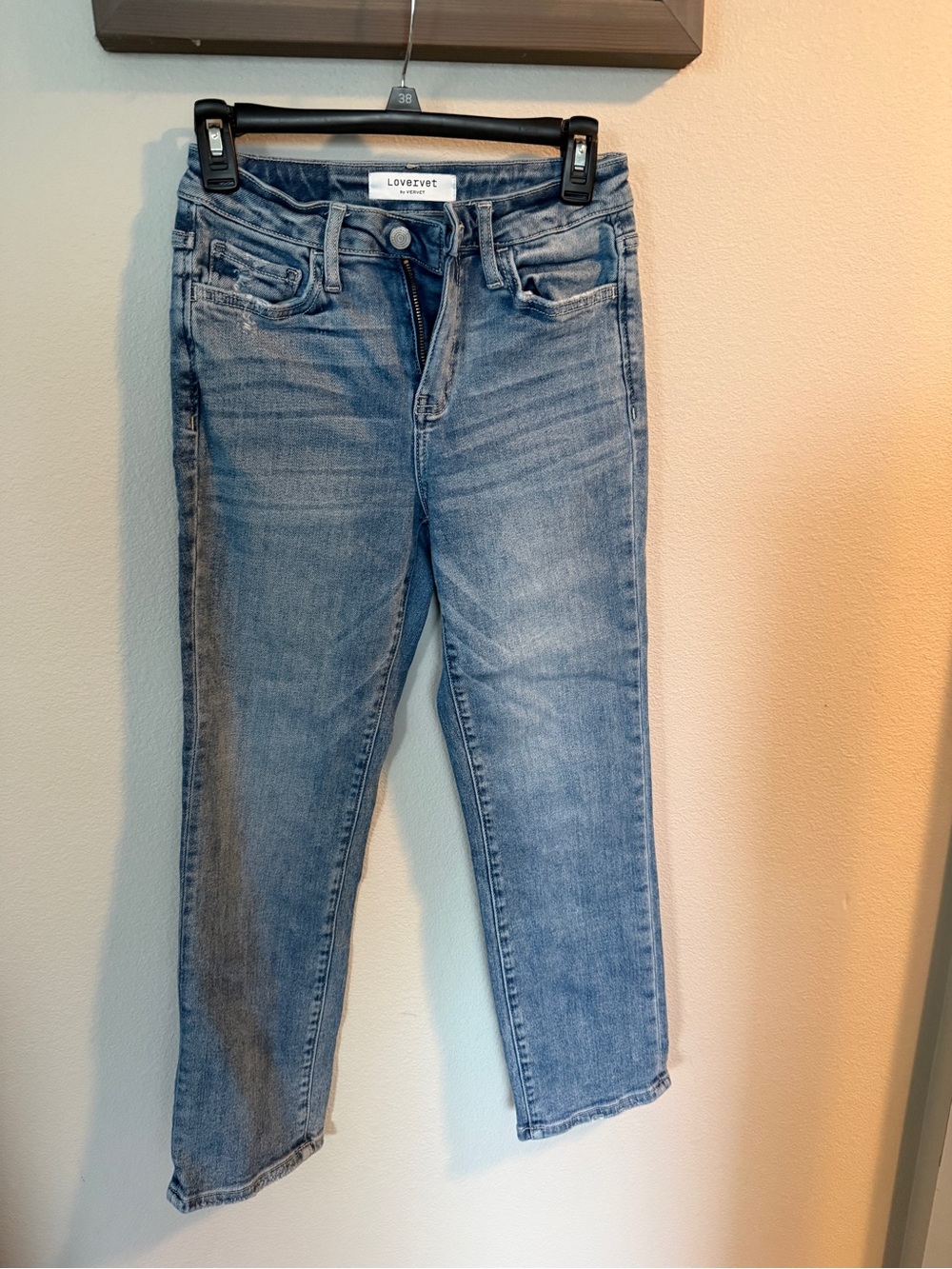 Love Tree Women's Light Wash Cropped Slim Jeans